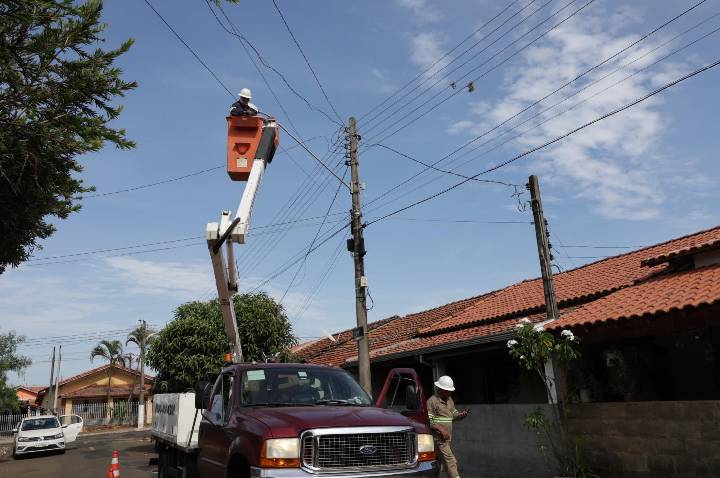 Leme inicia modernização da iluminação pública com investimento milionário