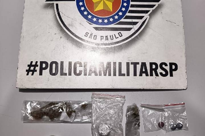 Quatro são flagrados com drogas durante operação em rodovia de Pirassununga