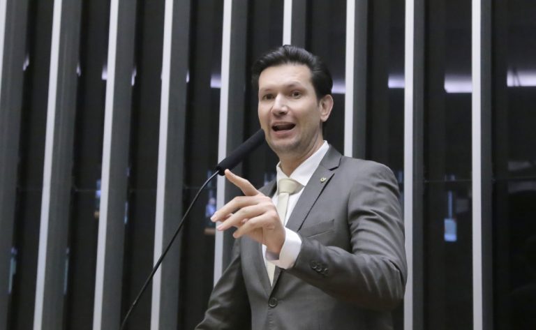 Comissão aprova regulamentação da atividade de operador do microcrédito orientado