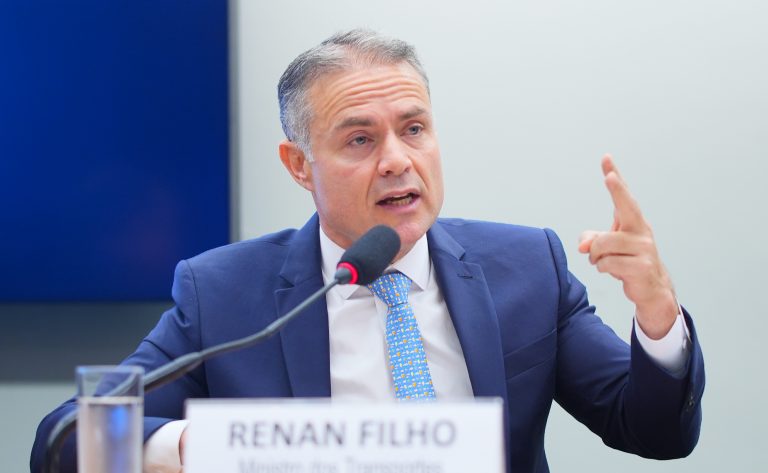 Ministro dos Transportes volta a defender fim a obrigatoriedade dos cursos de formação de condutores