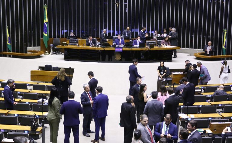 Câmara aprova projeto que autoriza a criação da Fundação Caixa