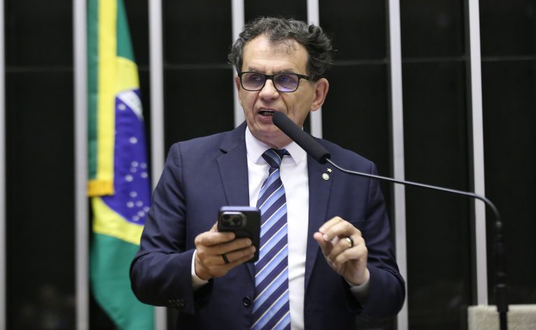 Comissão aprova pensão para mãe de refugiado congolês assassinado no Rio de Janeiro