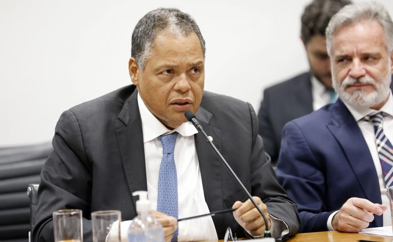 Entra em vigor lei que dá nome do papa Francisco a viaduto em Aparecida (SP)