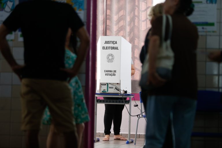 Seminário apresenta balanço de estudo que monitorou a participação feminina nas eleições municipais