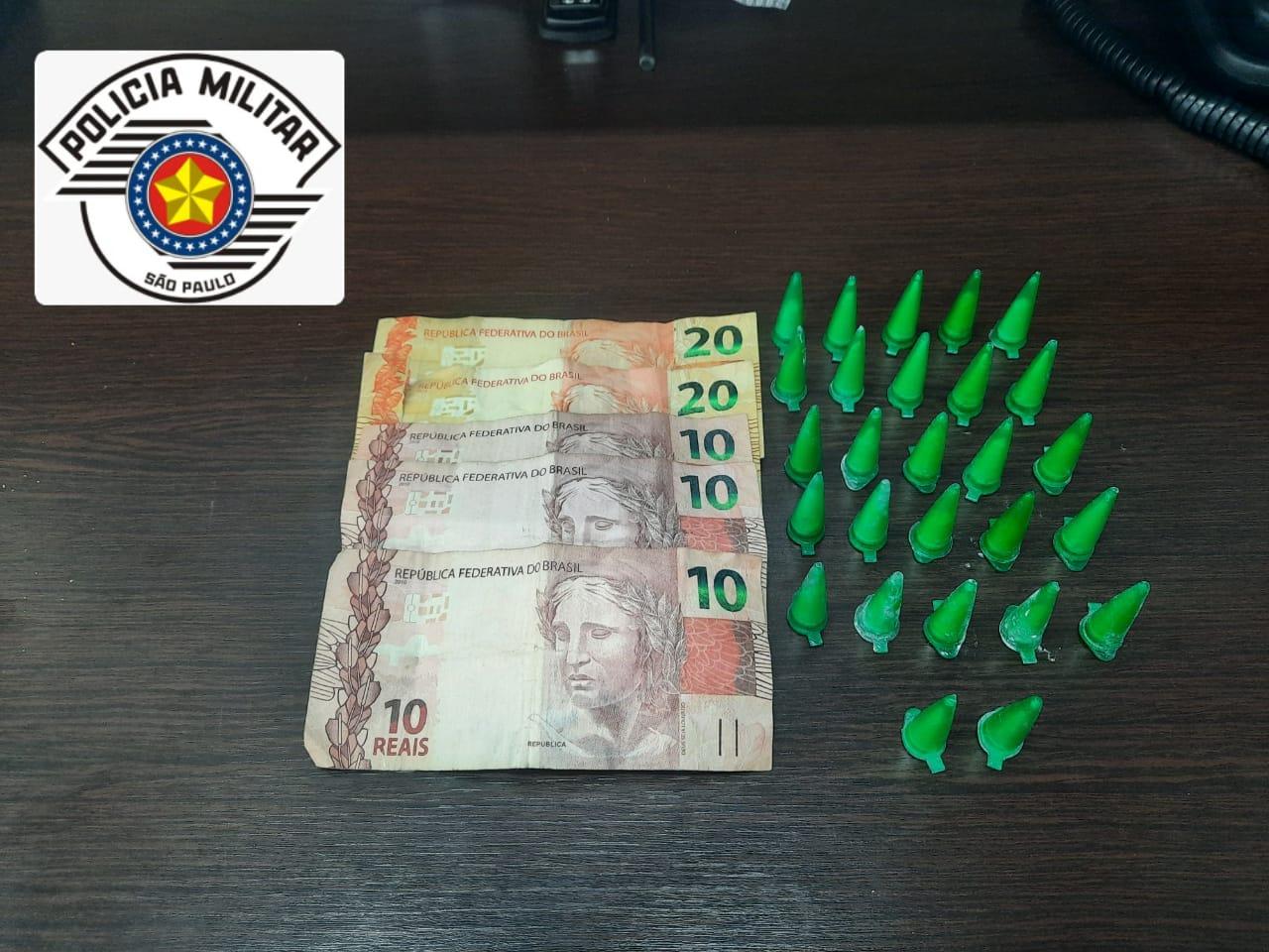 Adolescentes são apreendidos com cocaína em ponto de tráfico em Leme