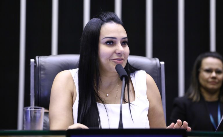 Comissão aprova projeto que agiliza busca de pessoa com deficiência desaparecida