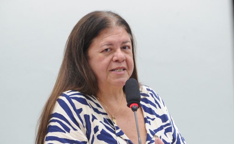 Comissão aprova projeto que define caráter permanente do atestado de fibromialgia