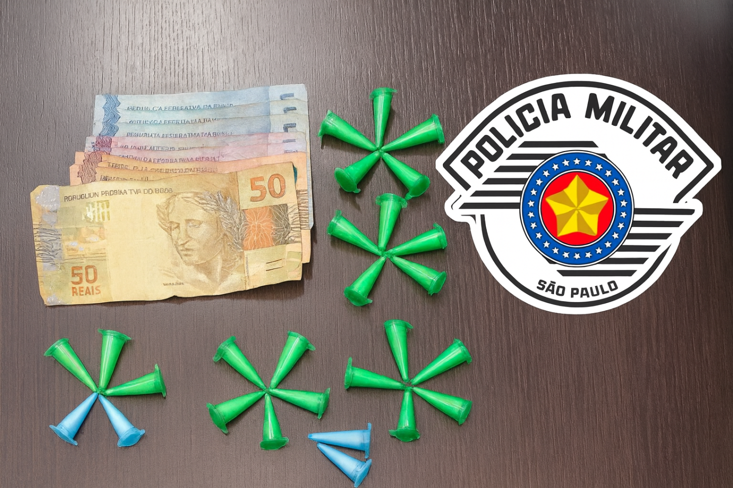 Polícia Militar prende homem e apreende adolescente por tráfico de drogas em Leme