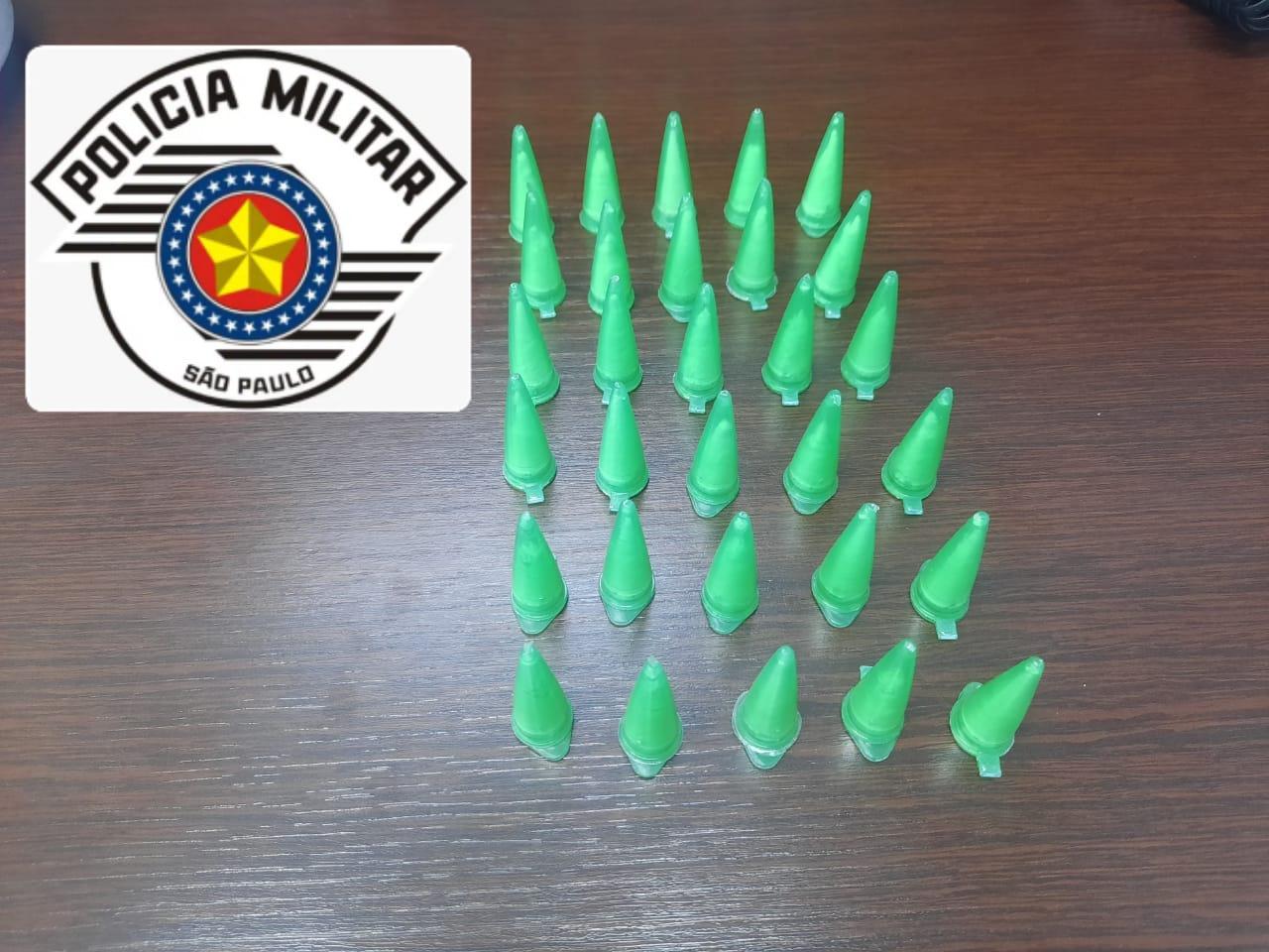 Polícia Militar prende suspeito com 30 porções de cocaína em Leme