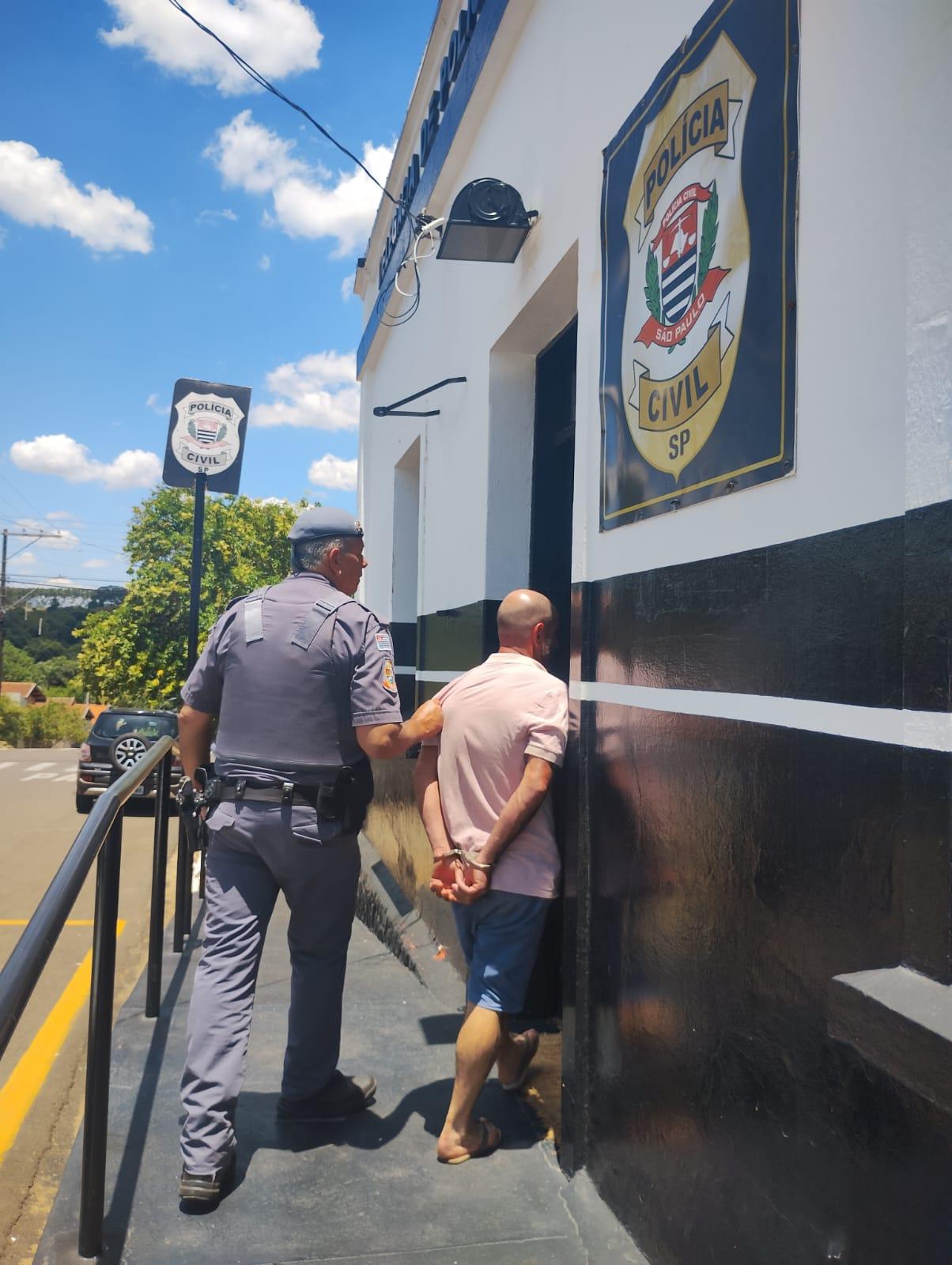 PM cumpre mandado e prende procurado durante Operação Impacto na zona rural