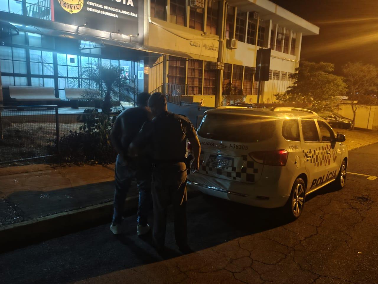 Homem é preso por violência doméstica após agressões e ameaças em Cachoeira de Emas