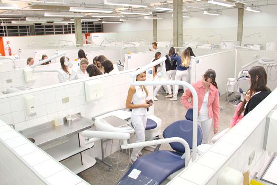 Clínica da FHO abre vagas para atendimento odontológico à comunidade