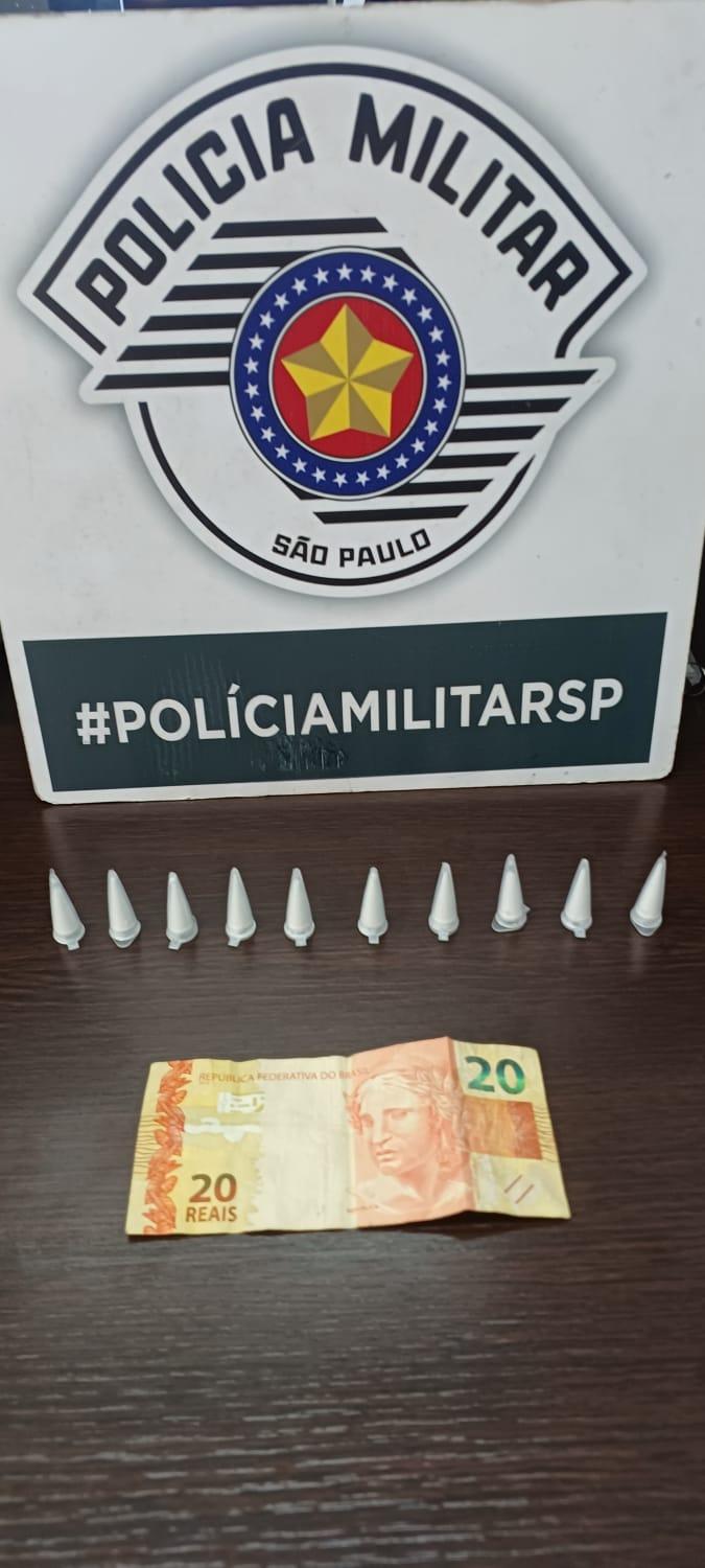 Adolescente é apreendido por tráfico de drogas durante operação da PM em Leme